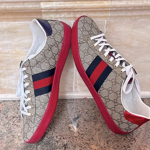 GUCCI Men's Ace GG Supreme sneaker